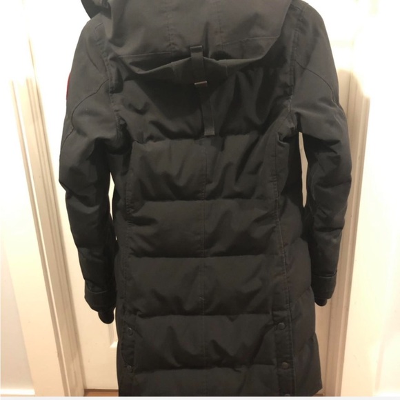 Canada Goose Shelburne Parka - Picture 2 of 4